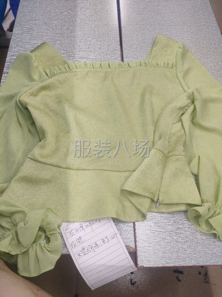 做整件有人打边，款式简单，面料好做。货源充足-第2张图片