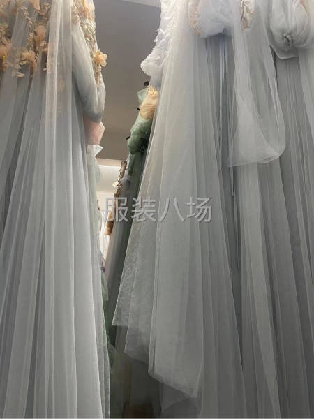 礼服设计师会制版的优先-第4张图片