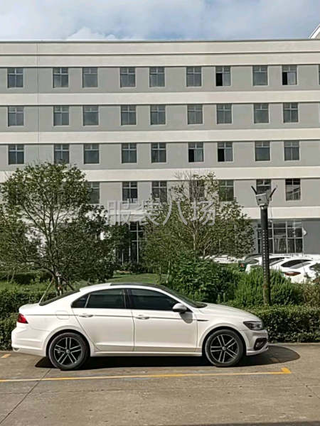 招聘 本厂因生产需要，现向社会招聘一下人员。本厂长年做法兰绒-第2张图片