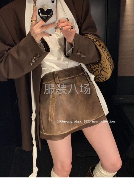 寻加工厂，加工班子，专业半身裙PU皮裙-第1张图片