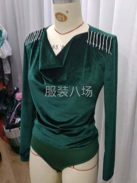 做四号桥女装，夫妻对优先-第1张图片