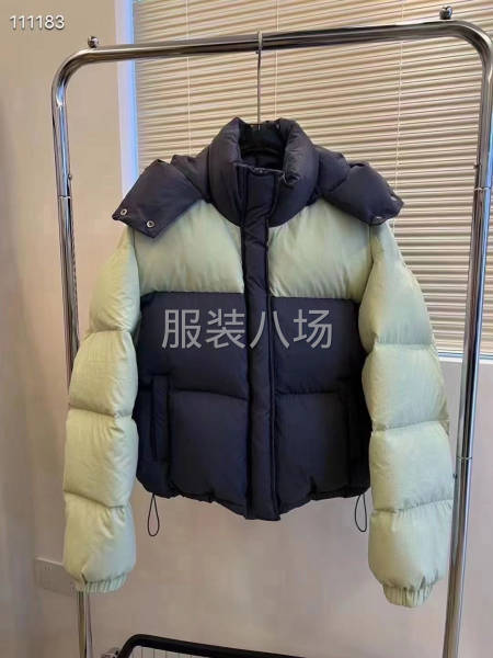 【女装】 大爆品羽绒服 整款 高品质款式特别漂亮-第6张图片