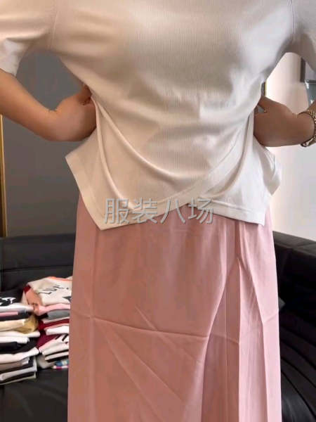 潞妍服装加工厂-第1张图片