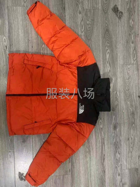 批发羽绒服2500件-第1张图片