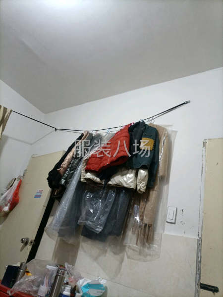 招整件車位10名，長期臨時都可以 現金結賬 市場貨，款式簡單-第1張圖片