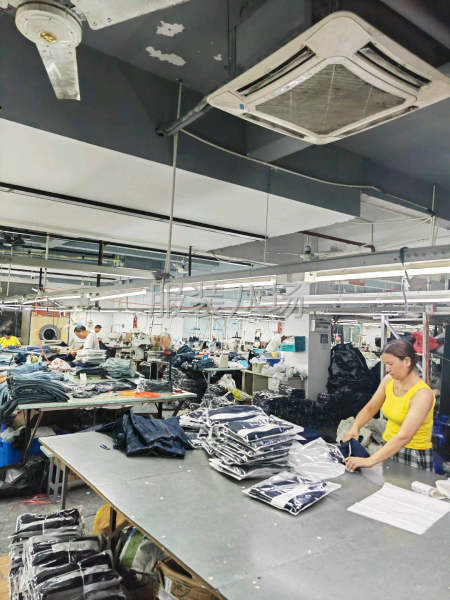 整件車位10，能擅長能做牛仔外套，有資源的來帶組也可以-第2張圖片