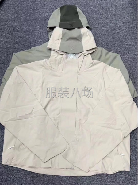 骆驼品牌冲锋衣-第3张图片