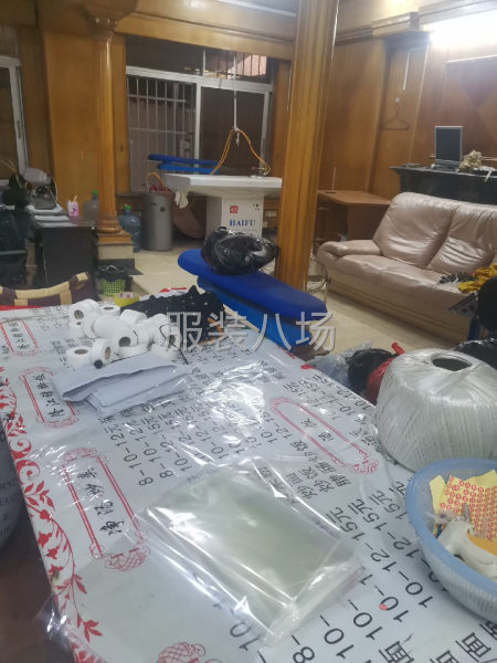 承接动漫服装，啤酒节服装，圣诞节服装来料加工，包工包料-第6张图片