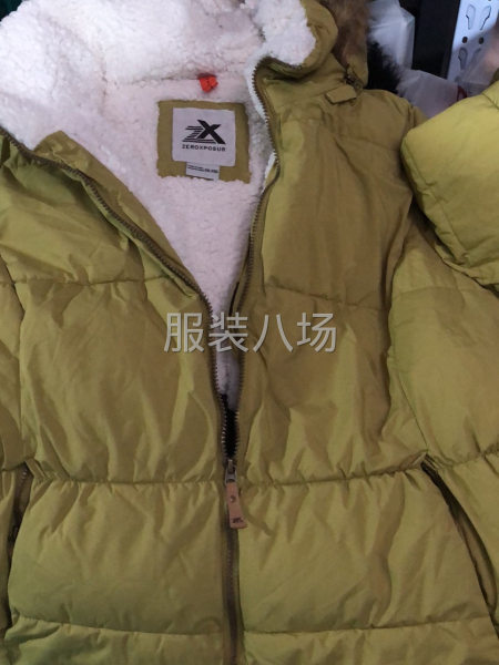 服装库存衣服，淘汰机器，工厂处理的-第1张图片