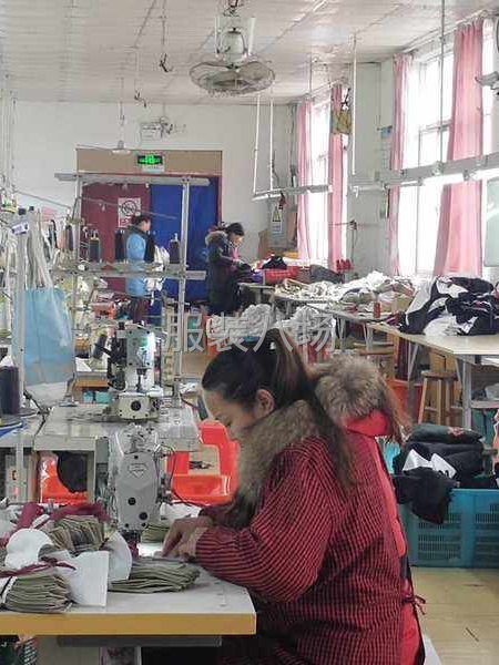 特殊工厂大量接棉衣、夹克、工作服套装-第1张图片
