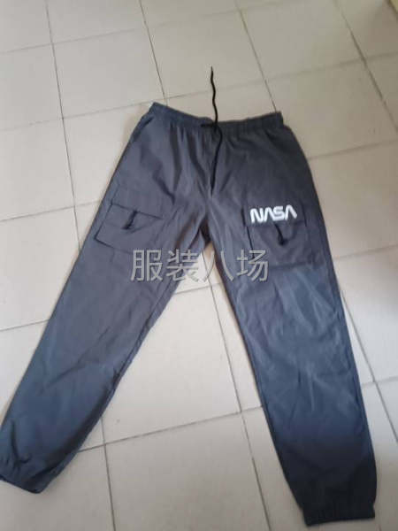 加工廠，長年以褲子為主-第1張圖片