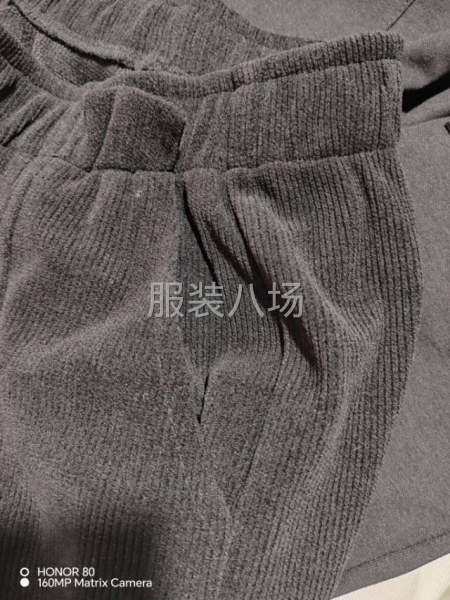外发加工裤子-第1张图片