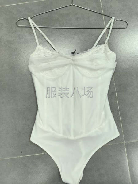 中高质量欧美女装-第2张图片