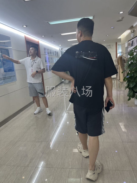 需要开发服装新款又不想请设计师的-第1张图片