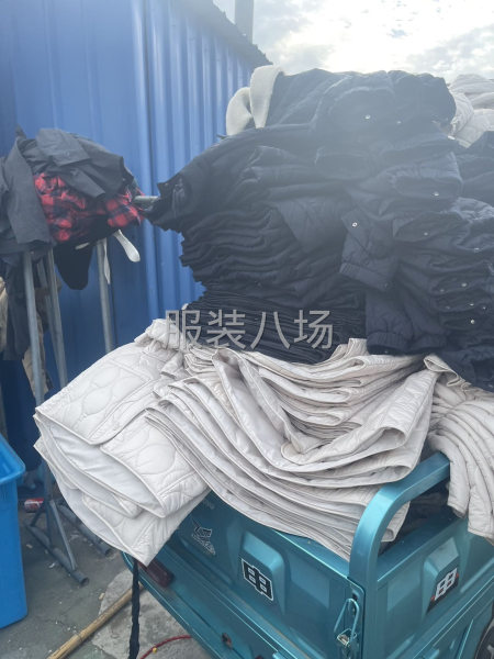本厂，订单稳定常年生产女式外套夹克风衣简单机压棉衣！流水作业-第4张图片