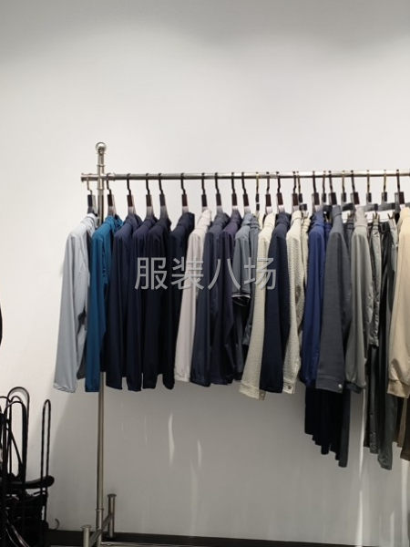 精品男女装，茄克，大衣，羽绒服加工-第7张图片