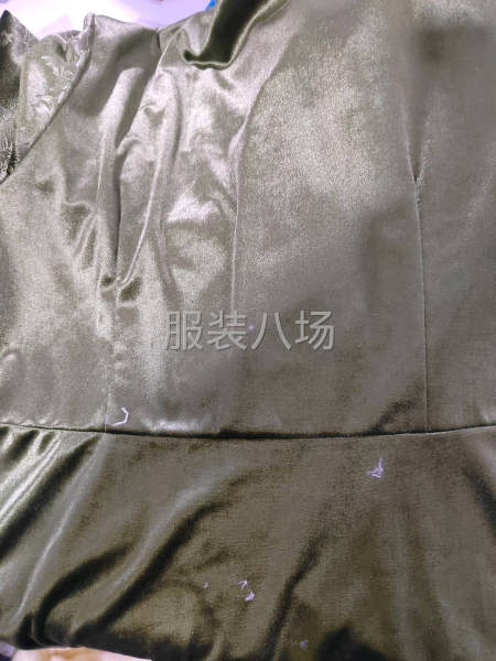 专业生产裤子上衣套装都可以-第1张图片