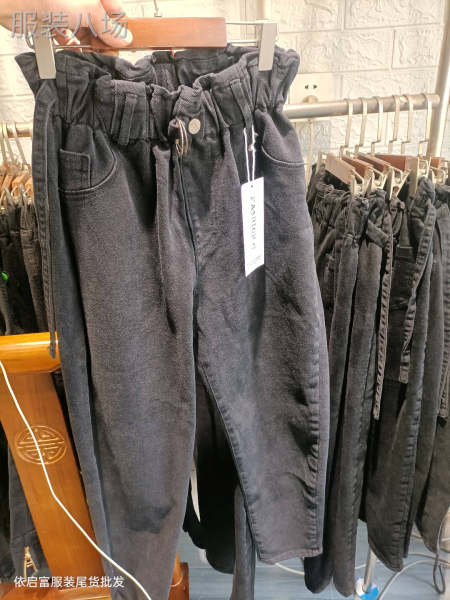 中大童牛仔裤，清货便宜-第1张图片