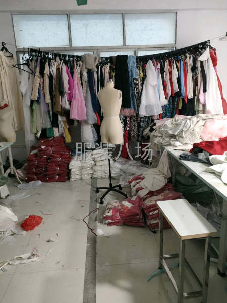 女装系例，连衣裙，西装，汉服，针织，T恤-第1张图片