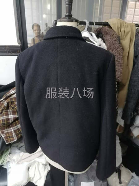 春装大量翻单招整件车位-第2张图片