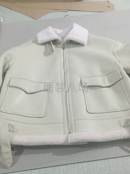 颗粒绒皮毛一体，水貂绒衣服-第3张图片