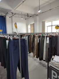 undefined - 监区承接各类夹克，裤子，棉衣，羽绒服，工装等，优质高量 - 图1