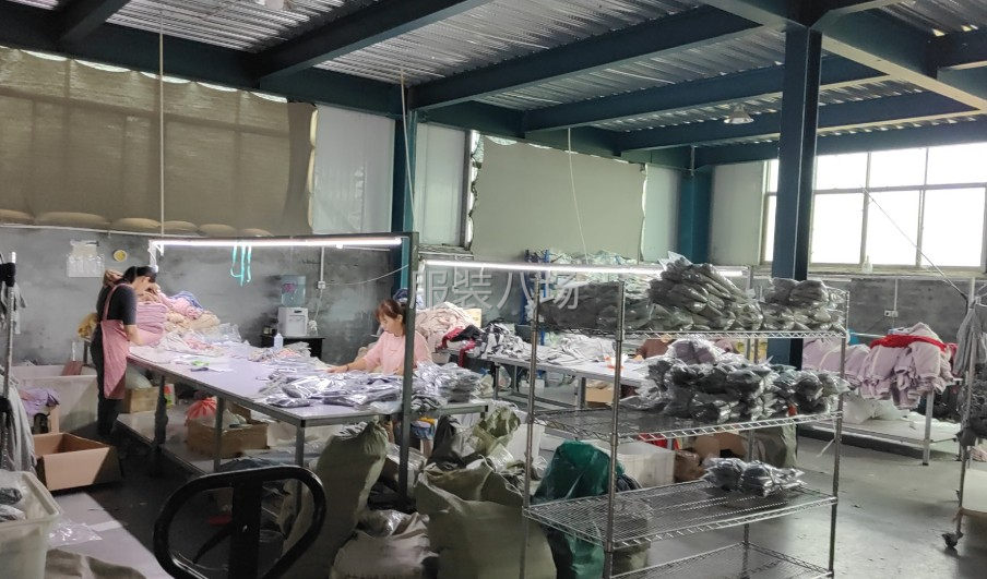 诚接针织服装加工四针六线三针五线-第3张图片