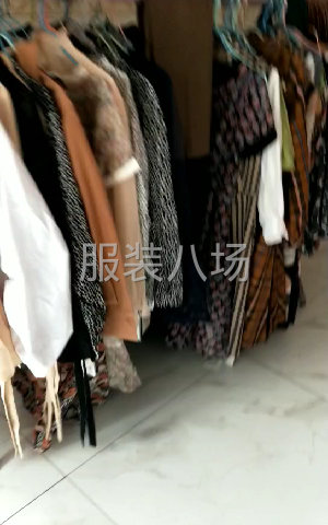 高价收购服装库存尾货布料辅料鞋袜里布-第3张图片