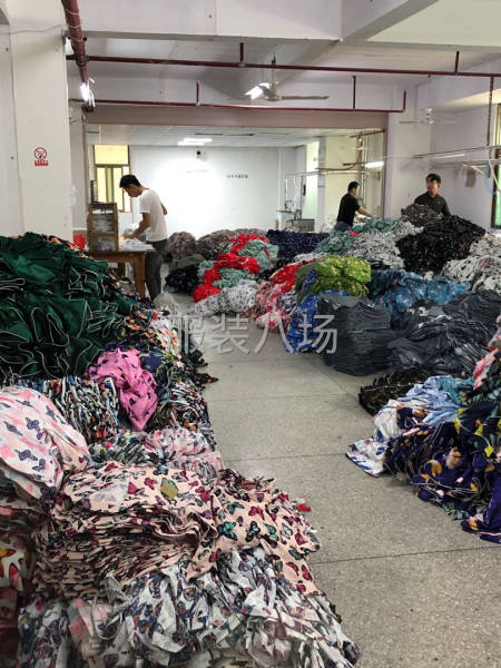 睡衣厂大量招平车工，熟练收发工-第1张图片
