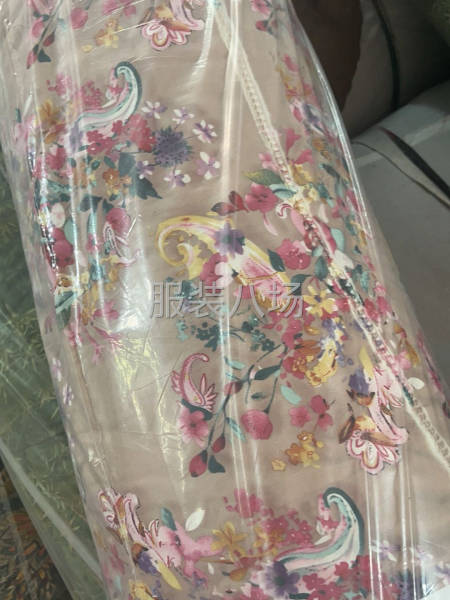 女士小衫外发-第5张图片
