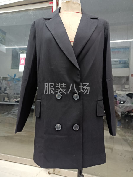 中高品质衣服-第5张图片