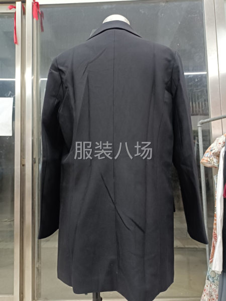 中高品质衣服-第6张图片