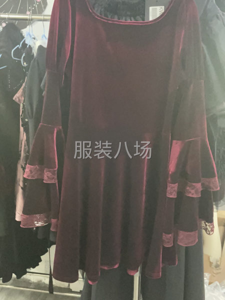 清加工外发，要求标准厂房，工厂10人流水组。有中烫，中查-第1张图片