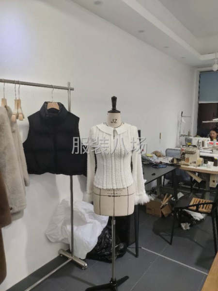 夫妻倆承接服裝制版和樣衣制作，齊色碼，精品單制作-第1張圖片