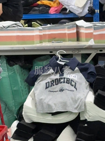 承接各種服裝，睡衣套裝，圓領短袖T恤，衛衣，外套-第2張圖片