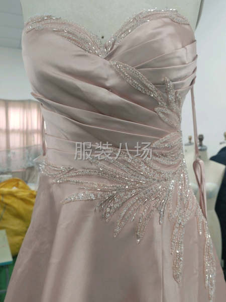 小型针织，中东欧美晚礼服，手工排花，抓褶，车花，烫钻-第3张图片