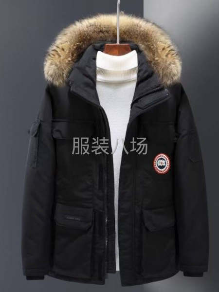 厂家直销羽绒服批发零售-第1张图片