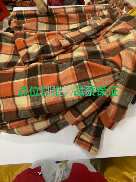 承接：四合扣 摇头扣 鸡眼 直眼 平扣 蘑菇扣 烫图 打枣-第1张图片