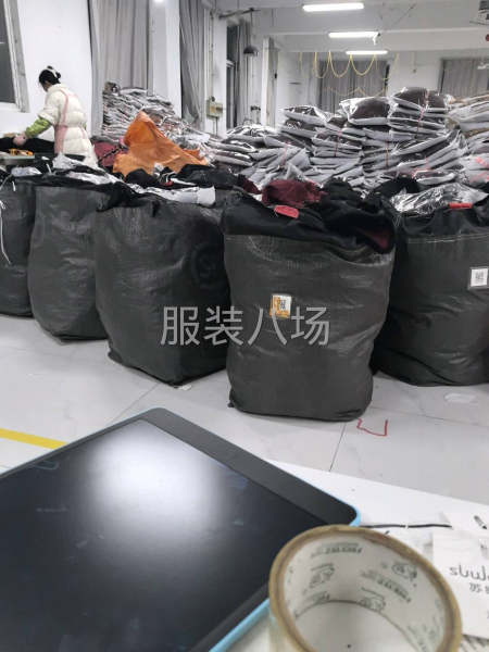 后道工包装打杂-第1张图片