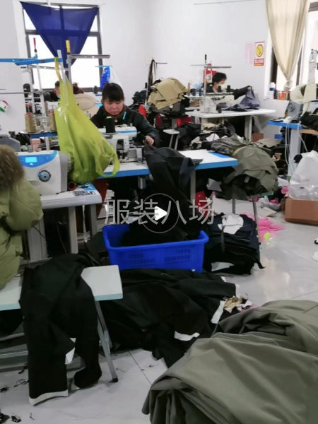 招熟练临时车位-第1张图片