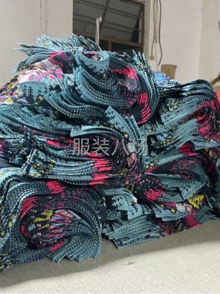 招喜欢做短袖衬衣过年不回家的车位多名-第3张图片