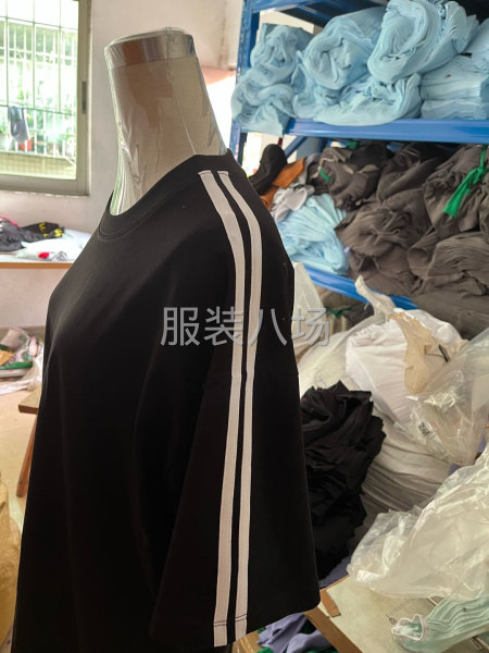 承接加工男女装针织圆领短袖T恤-第1张图片