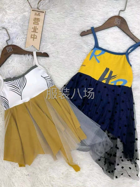 吊带连衣裙-第2张图片