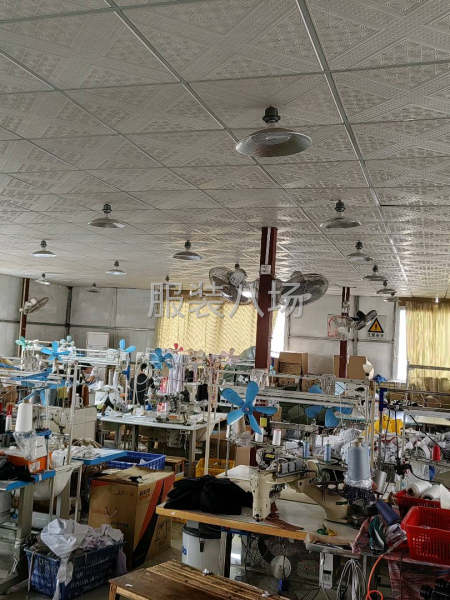 车间师傅，做过瑜伽服，45岁以下-第1张图片