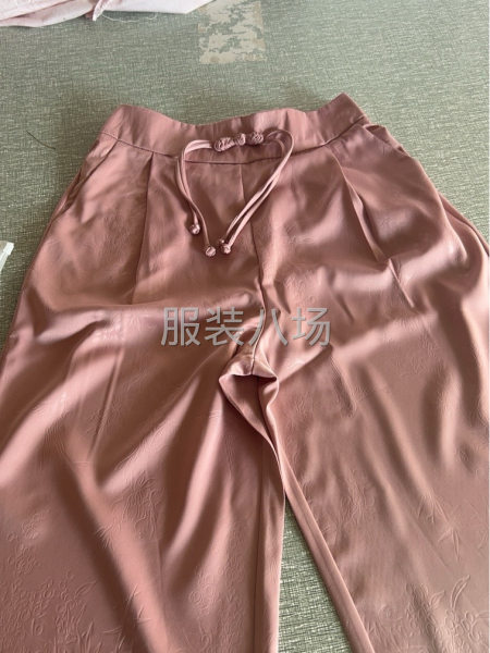 招车位专业做裤子裙子上衣-第2张图片