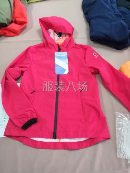 我在大連普蘭區(qū)，我工廠叫雅軒服裝工作室，主要做樣品，展銷樣，-第5張圖片