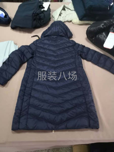 我在大連普蘭區(qū)，我工廠叫雅軒服裝工作室，主要做樣品，展銷樣，-第3張圖片