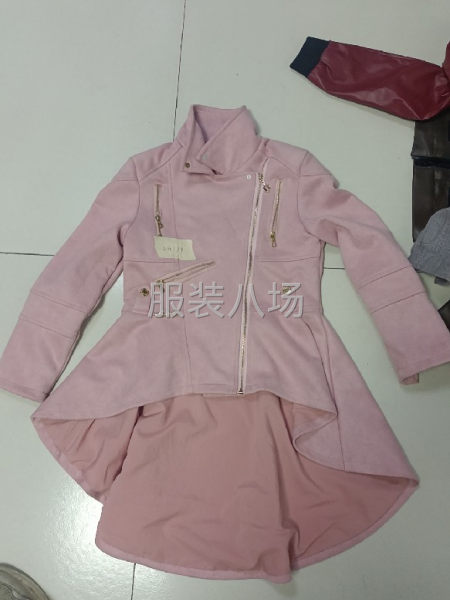 实力加工厂，可生产羽绒棉服单衣，皮衣，各类型裤子裙子等-第5张图片