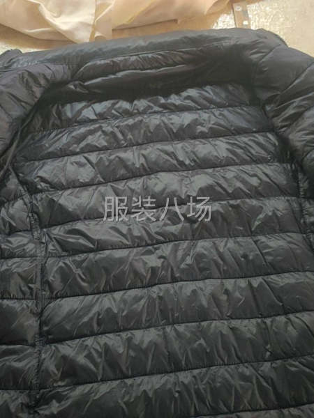 连衣裙，工装裤，皮衣-第3张图片