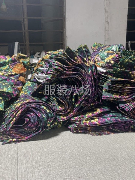 常年一個款式，招整件，流水車位多名，喜歡做短袖襯衫的來搞錢-第5張圖片